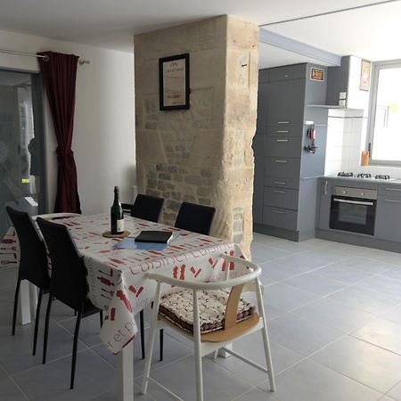 Cottage Overlord - 6 Personnes - Plages Du Debarquement Formigny Exterior photo