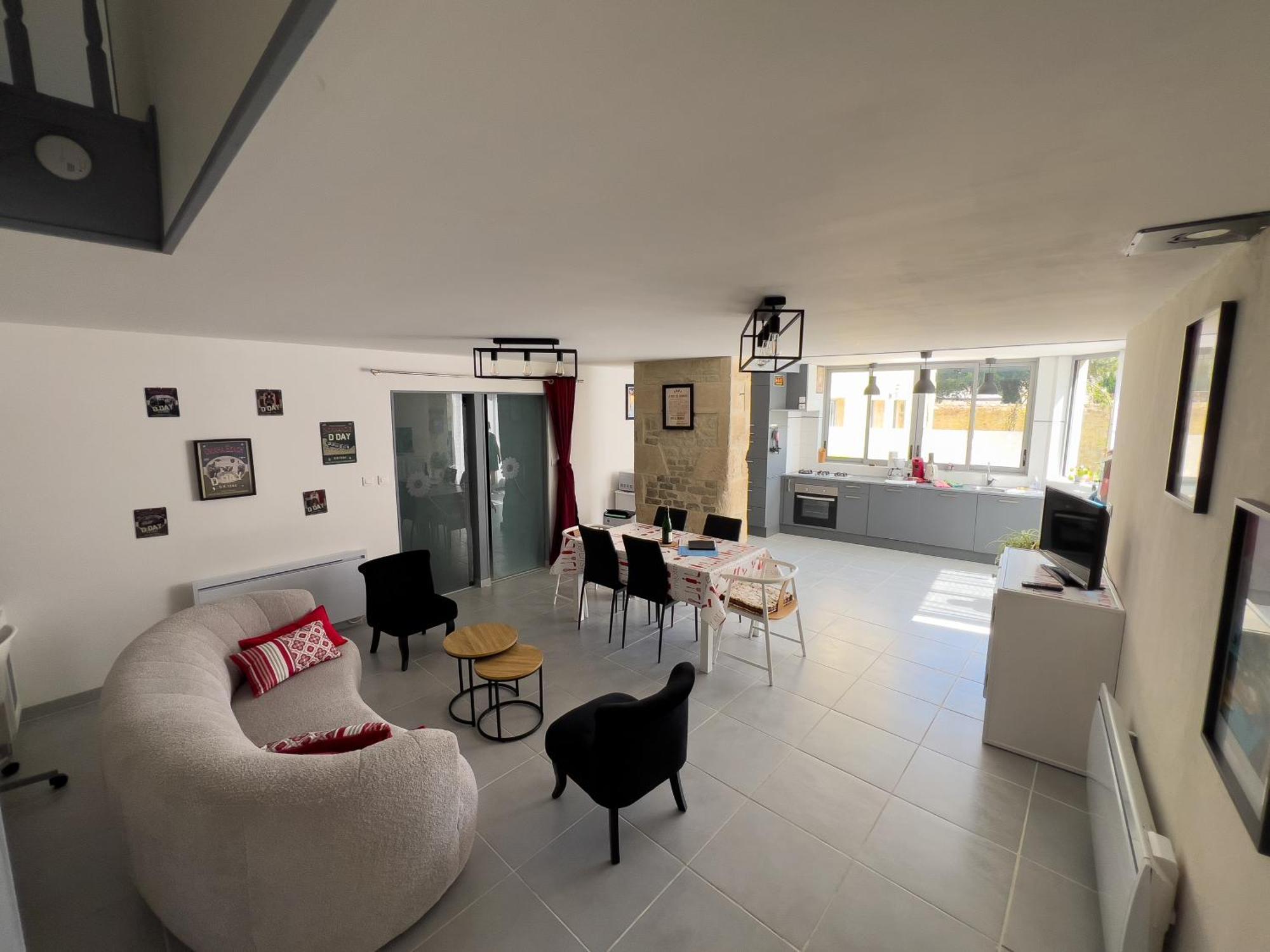 Cottage Overlord - 6 Personnes - Plages Du Debarquement Formigny Exterior photo